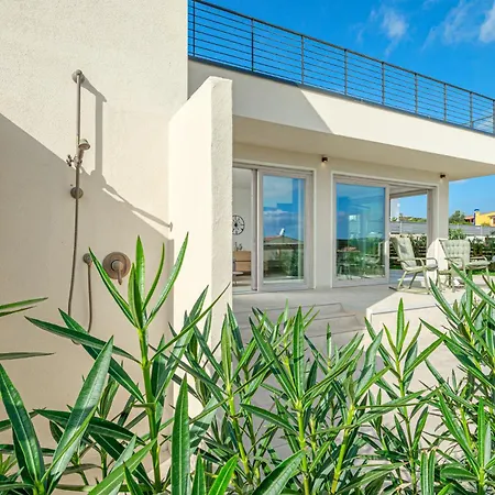 Luce In Sardegna Villa Porto Pozzo